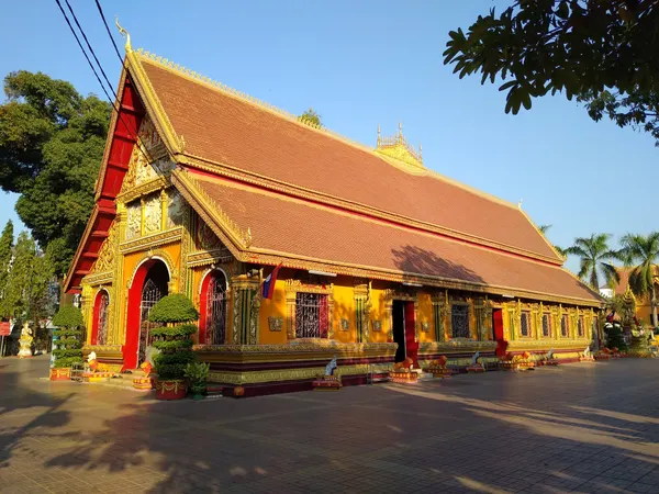 Wat Si Muang