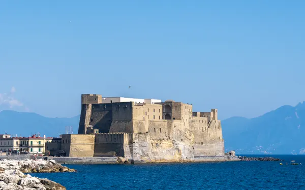 Castel dell’Ovo